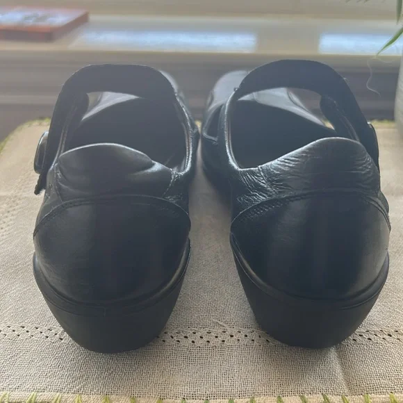 Romika Women's Black Mary Jane Shoes 9.5/41 - Picture 9 of 9
